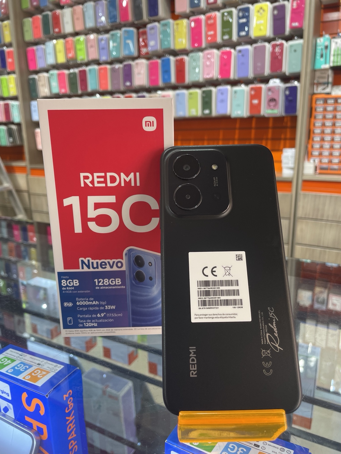 Redmi 15C con su caja en CeluMovil Shop