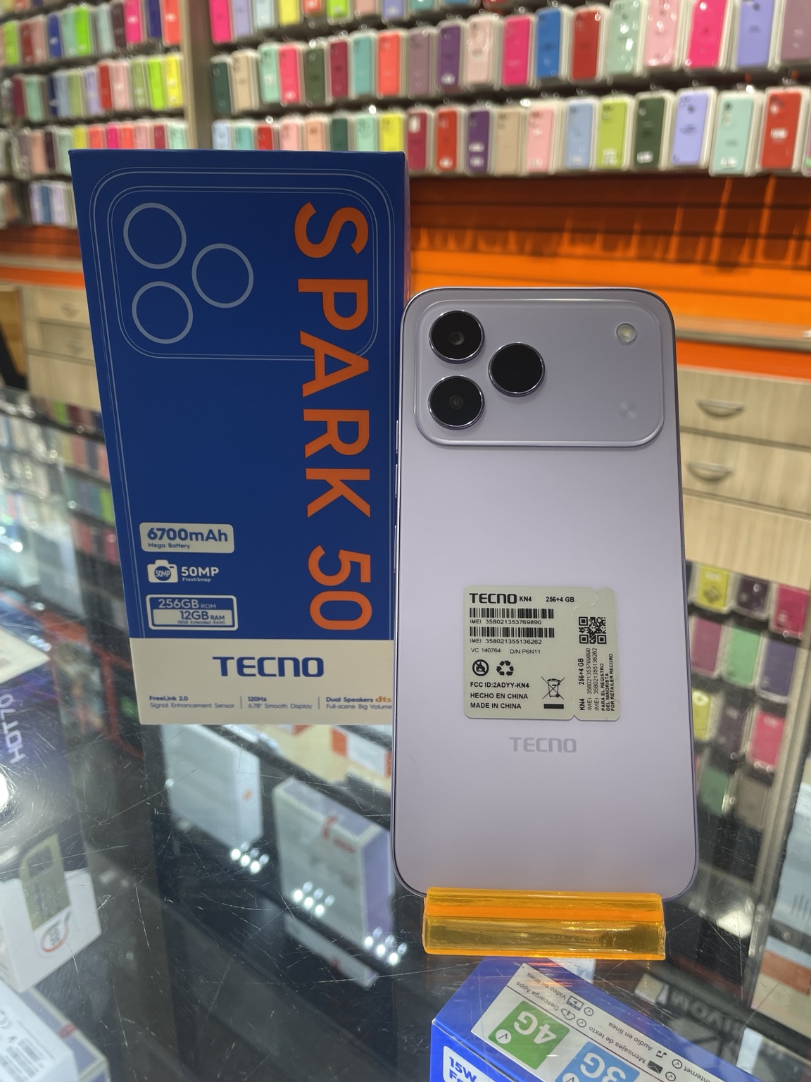 TECNO Spark 50 en otro color